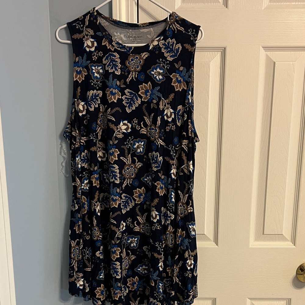 Lane Bryant Navy and Beige Floral Tank Top